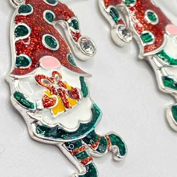 Christmas Gnome with Gift Earrings - Picture 4 of 4